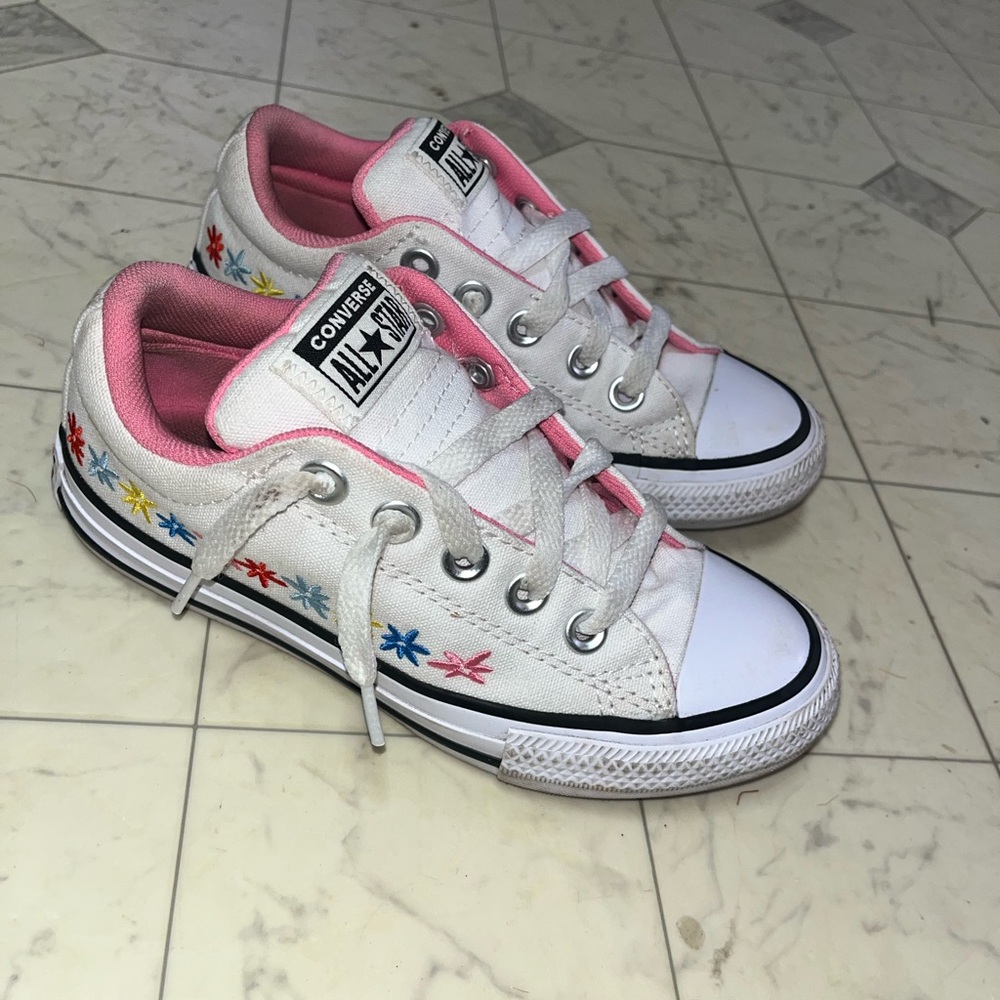 Girls converse size 13
